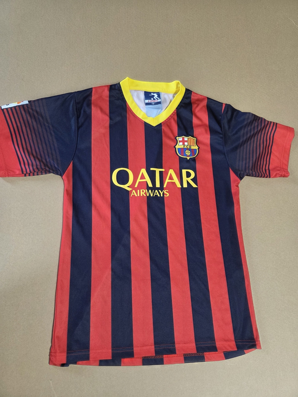 Kids' Barca Fan T Shirt Red & Navy Striped Soccer Jersey Size M